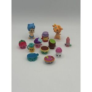Lot Of 12 Moose Toys Twozies Mini Baby Figures Collectible